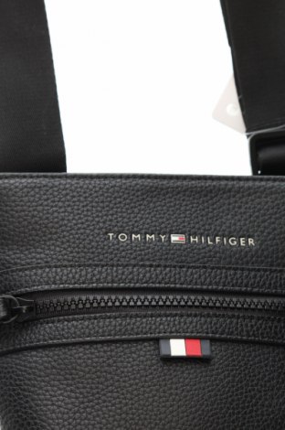 Geantă Tommy Hilfiger, Culoare Negru, Preț 291,99 Lei