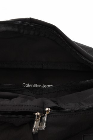 Hüfttasche Calvin Klein, Farbe Schwarz, Preis 39,99 €