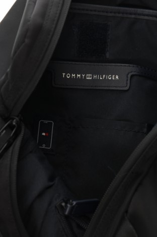 Torba na laptopa Tommy Hilfiger, Kolor Czarny, Cena 427,99 zł