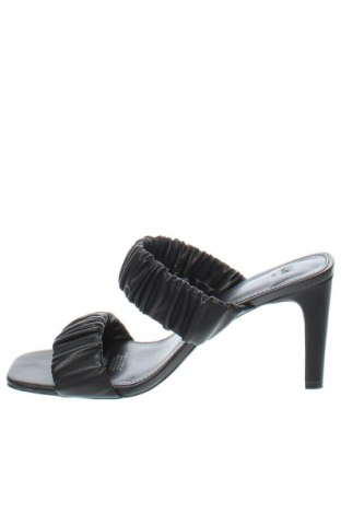 Papuci H&M, Mărime 40, Culoare Negru, Preț 31,99 Lei