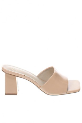 Hausschuhe Missguided, Größe 39, Farbe Beige, Preis 13,49 €