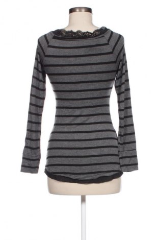 Damen Shirt, Größe S, Farbe Grau, Preis 3,99 €