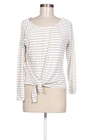 Γυναικεία μπλούζα, Μέγεθος M, Χρώμα Λευκό, Τιμή 3,88 €