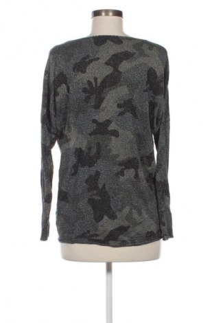 Damen Shirt, Größe M, Farbe Mehrfarbig, Preis 3,99 €