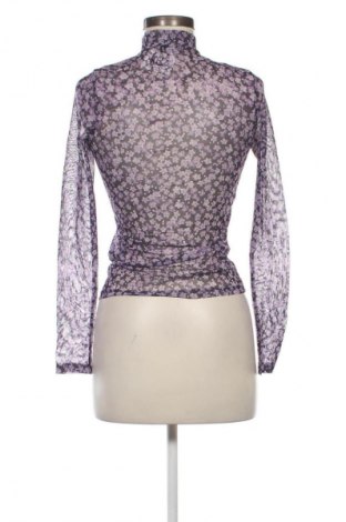 Damen Shirt, Größe XS, Farbe Mehrfarbig, Preis 3,99 €