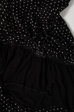Γυναικεία μπλούζα Blind Date, Μέγεθος S, Χρώμα Μαύρο, Τιμή 3,64 €