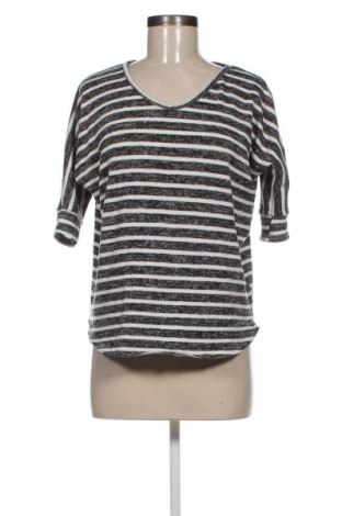 Damen Shirt Colloseum, Größe M, Farbe Mehrfarbig, Preis € 3,49