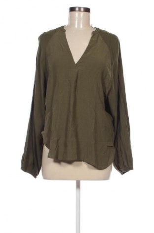 Damen Shirt Esprit, Größe XS, Farbe Grün, Preis 11,99 €