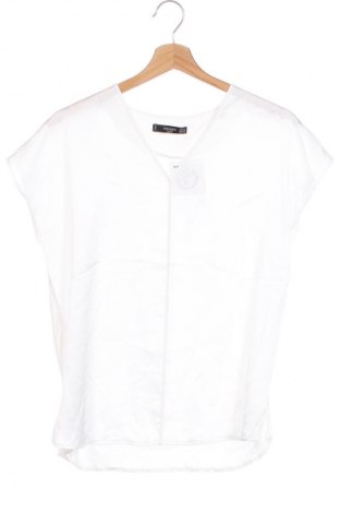 Damen Shirt Mango, Größe XS, Farbe Weiß, Preis 37,42 €