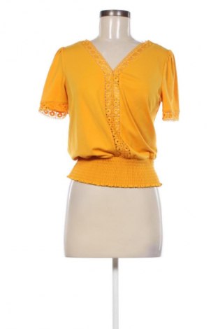 Γυναικεία μπλούζα Orsay, Μέγεθος S, Χρώμα Κίτρινο, Τιμή 5,55 €