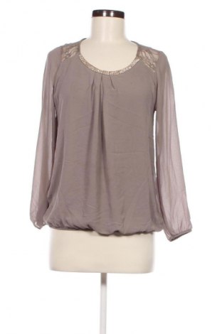 Damen Shirt Piper & June, Größe M, Farbe Grau, Preis 3,99 €