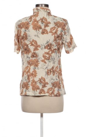 Damen Shirt Y.A.S, Größe M, Farbe Mehrfarbig, Preis 14,99 €