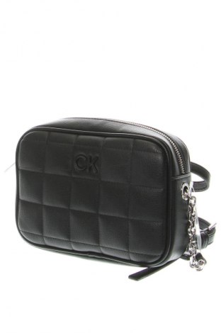 Dámska kabelka  Calvin Klein, Farba Čierna, Cena  74,95 €