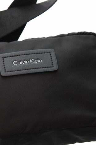 Γυναικεία τσάντα Calvin Klein, Χρώμα Μαύρο, Τιμή 65,49 €