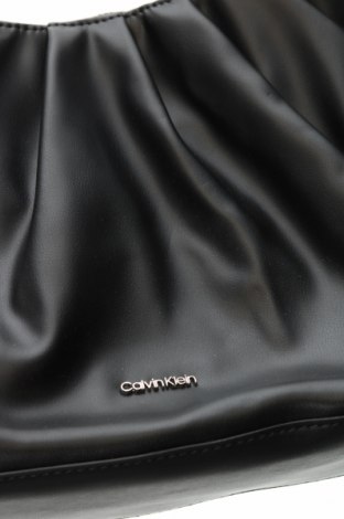 Γυναικεία τσάντα Calvin Klein, Χρώμα Μαύρο, Τιμή 134,99 €