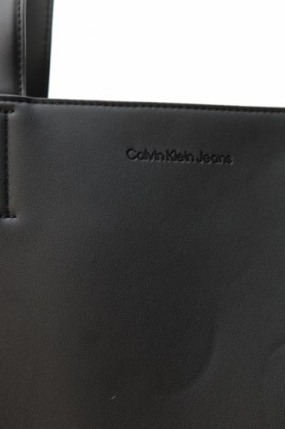 Γυναικεία τσάντα Calvin Klein Jeans, Χρώμα Μαύρο, Τιμή 92,99 €