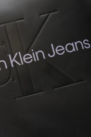 Női táska Calvin Klein Jeans, Szín Fekete, Ár 38 079 Ft