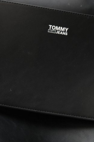 Dámska kabelka  Tommy Jeans, Farba Čierna, Cena  79,95 €