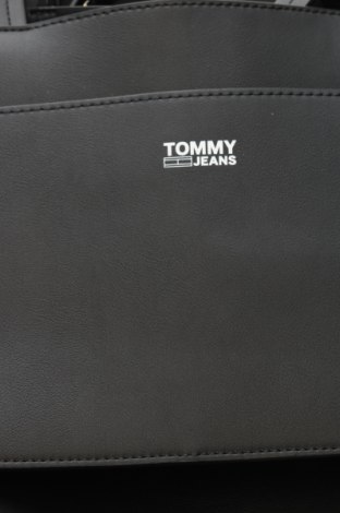 Dámska kabelka  Tommy Jeans, Farba Čierna, Cena  68,25 €