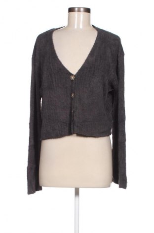 Cardigan de damă Pull&Bear, Mărime M, Culoare Gri, Preț 28,99 Lei