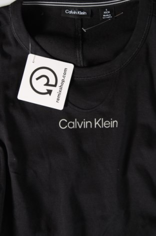 Дамска тениска Calvin Klein, Размер S, Цвят Черен, Цена 37,99 лв.