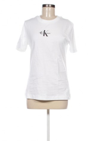 Γυναικείο t-shirt Calvin Klein Jeans, Μέγεθος M, Χρώμα Λευκό, Τιμή 13,99 €