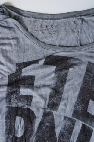 Γυναικείο t-shirt Guess, Μέγεθος S, Χρώμα Μπλέ, Τιμή 15,99 €