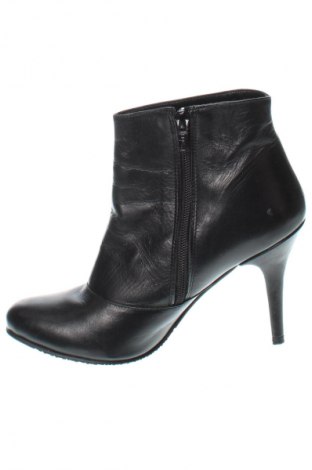 Damen Stiefeletten, Größe 37, Farbe Schwarz, Preis € 54,28