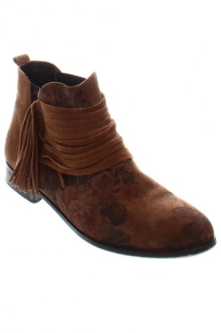 Botine de damă Bullboxer, Mărime 41, Culoare Maro, Preț 191,33 Lei