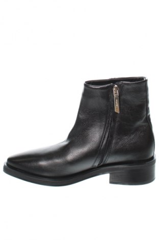 Botine de damă Calvin Klein, Mărime 39, Culoare Negru, Preț 413,99 Lei