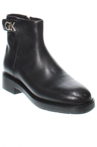 Botine de damă Calvin Klein, Mărime 37, Culoare Negru, Preț 1.032,99 Lei