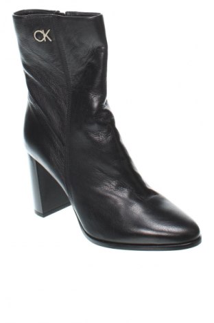 Botine de damă Calvin Klein, Mărime 39, Culoare Negru, Preț 516,99 Lei