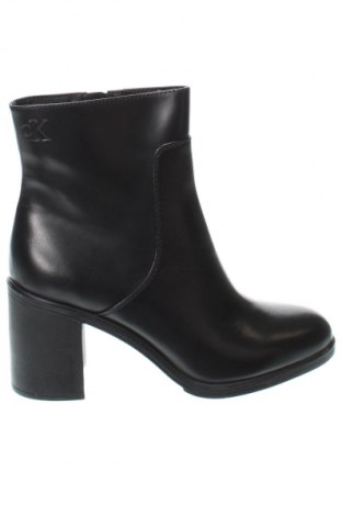 Botine de damă Calvin Klein Jeans, Mărime 39, Culoare Negru, Preț 485,99 Lei