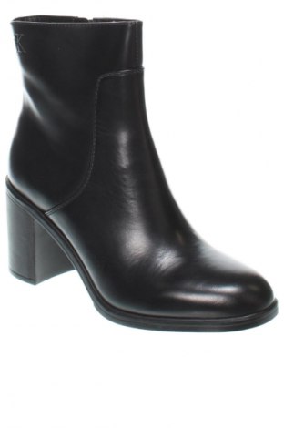 Botine de damă Calvin Klein Jeans, Mărime 39, Culoare Negru, Preț 485,99 Lei