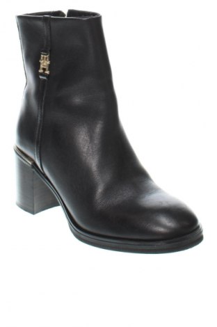 Botine de damă Tommy Hilfiger, Mărime 38, Culoare Negru, Preț 809,49 Lei