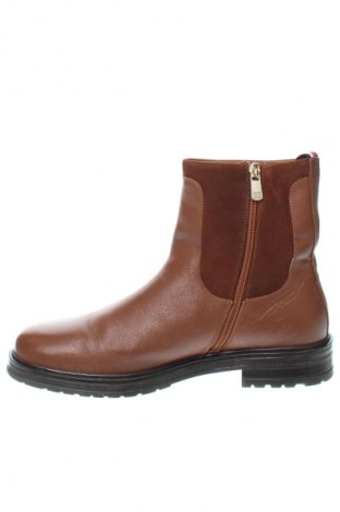 Botine de damă Tommy Hilfiger, Mărime 42, Culoare Maro, Preț 688,99 Lei