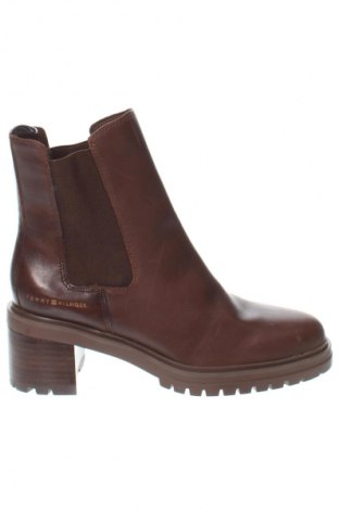 Botine de damă Tommy Hilfiger, Mărime 39, Culoare Maro, Preț 541,99 Lei