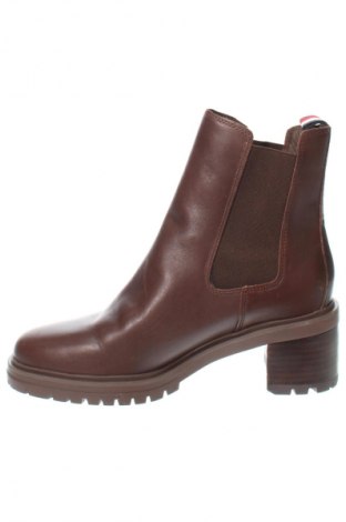 Botine de damă Tommy Hilfiger, Mărime 39, Culoare Maro, Preț 639,99 Lei