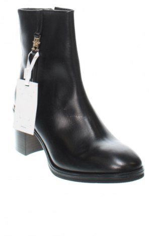 Botine de damă Tommy Hilfiger, Mărime 39, Culoare Negru, Preț 885,99 Lei