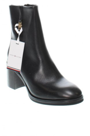 Botine de damă Tommy Hilfiger, Mărime 38, Culoare Negru, Preț 983,99 Lei