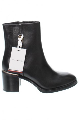 Botine de damă Tommy Hilfiger, Mărime 37, Culoare Negru, Preț 688,99 Lei