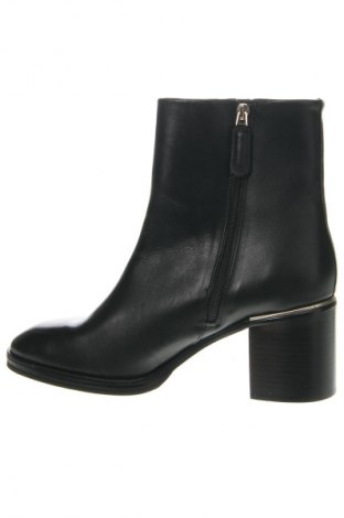 Botine de damă Tommy Hilfiger, Mărime 42, Culoare Negru, Preț 809,49 Lei