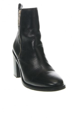 Botine de damă Tommy Hilfiger, Mărime 37, Culoare Negru, Preț 324,99 Lei