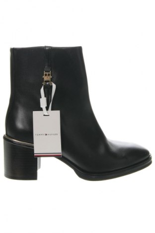 Botine de damă Tommy Hilfiger, Mărime 39, Culoare Negru, Preț 983,99 Lei