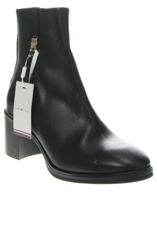 Botine de damă Tommy Hilfiger, Mărime 39, Culoare Negru, Preț 983,99 Lei