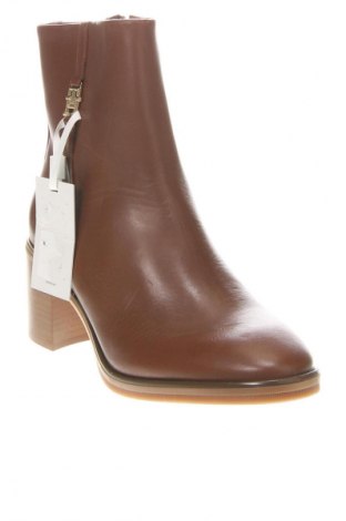 Botine de damă Tommy Hilfiger, Mărime 39, Culoare Maro, Preț 809,49 Lei