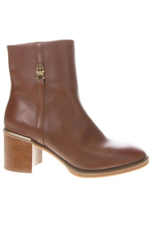 Botine de damă Tommy Hilfiger, Mărime 38, Culoare Maro, Preț 485,99 Lei