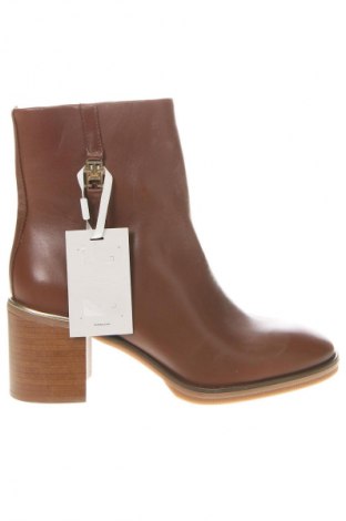 Botine de damă Tommy Hilfiger, Mărime 38, Culoare Maro, Preț 405,99 Lei