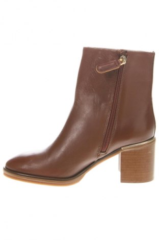 Botine de damă Tommy Hilfiger, Mărime 38, Culoare Maro, Preț 405,99 Lei