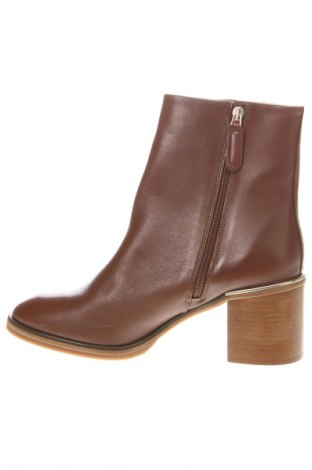 Botine de damă Tommy Hilfiger, Mărime 41, Culoare Maro, Preț 445,99 Lei